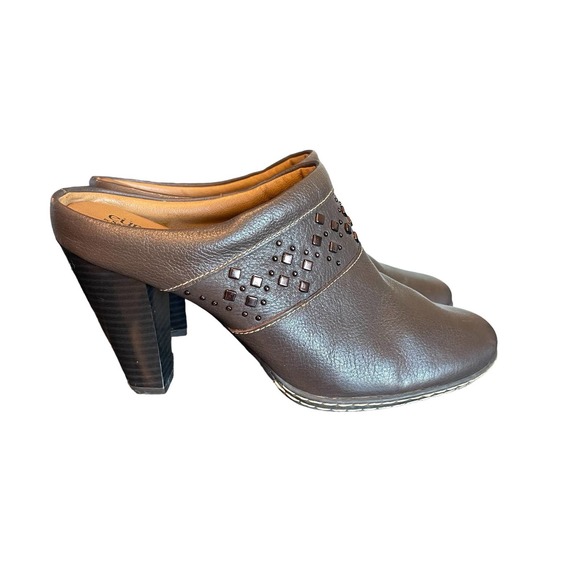 Sofft Brown Leather Studded Clog Heels Women’s Size 8 - Picture 3 of 9